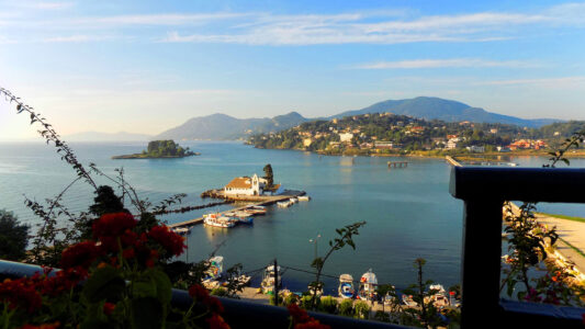 Captain Homer's Boat Trips Grand Island Tour