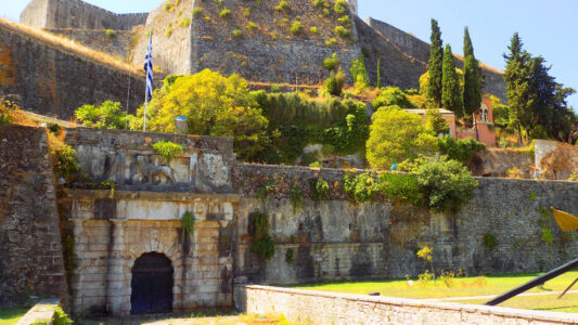 Captain Homer's Boat Trips Grand Island Tour